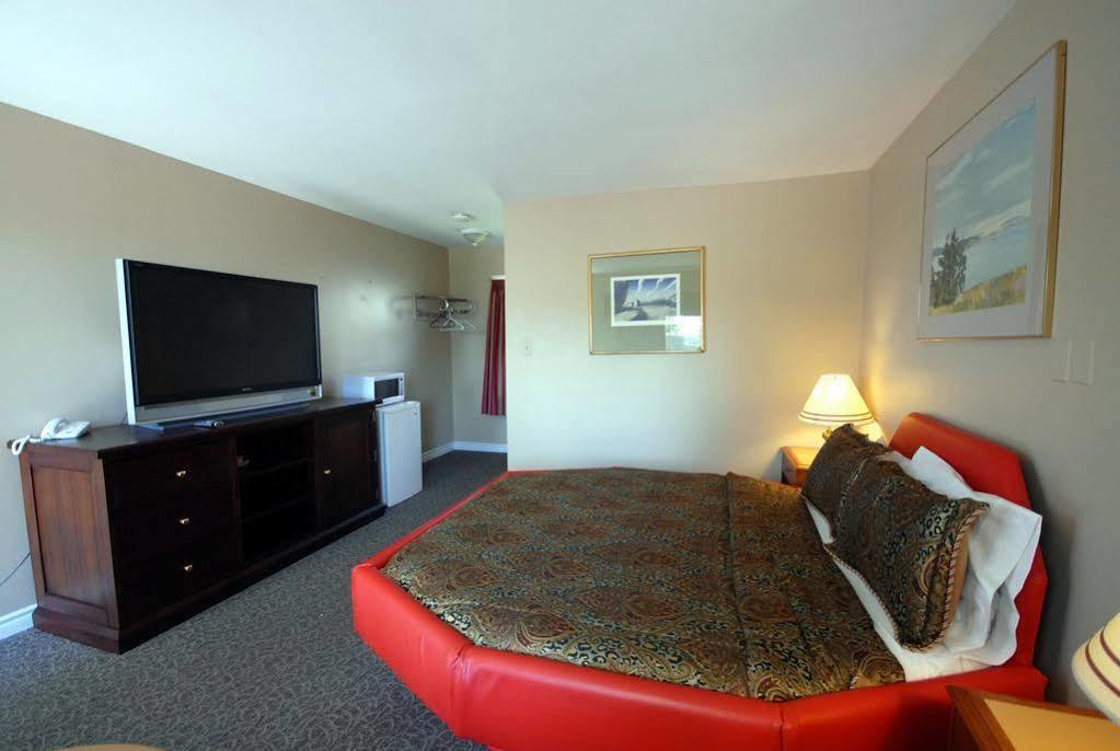 Kitchener Motel מראה חיצוני תמונה
